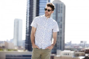 Best Men’s Casual Shirts to Wear Throughout the Summer