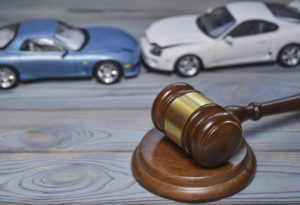 When to Hire an Accident Attorney After a Car Crash
