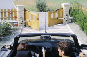 What Are the Benefits of Installing an Automatic Gate System?