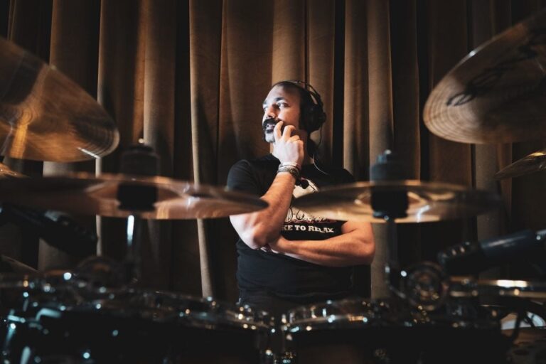Unleash Your Inner Drummer: A Beginner’s Guide to Online Drum Lessons